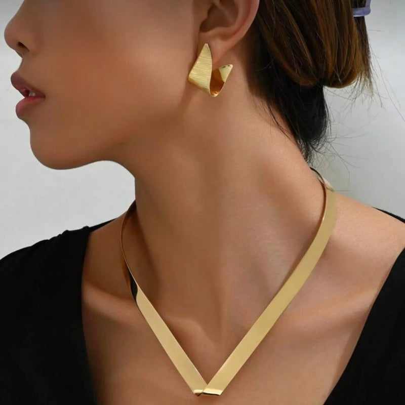Conjunto 3 Peças Colar e Brincos Geométricos Femininos Elegantes